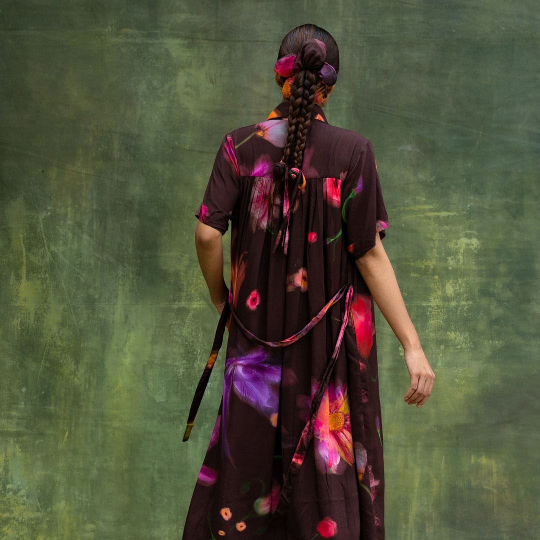 Doodlage Zora brown dress with long sleeves and knee-length design, showcasing a stylish, eco-friendly fashion look.