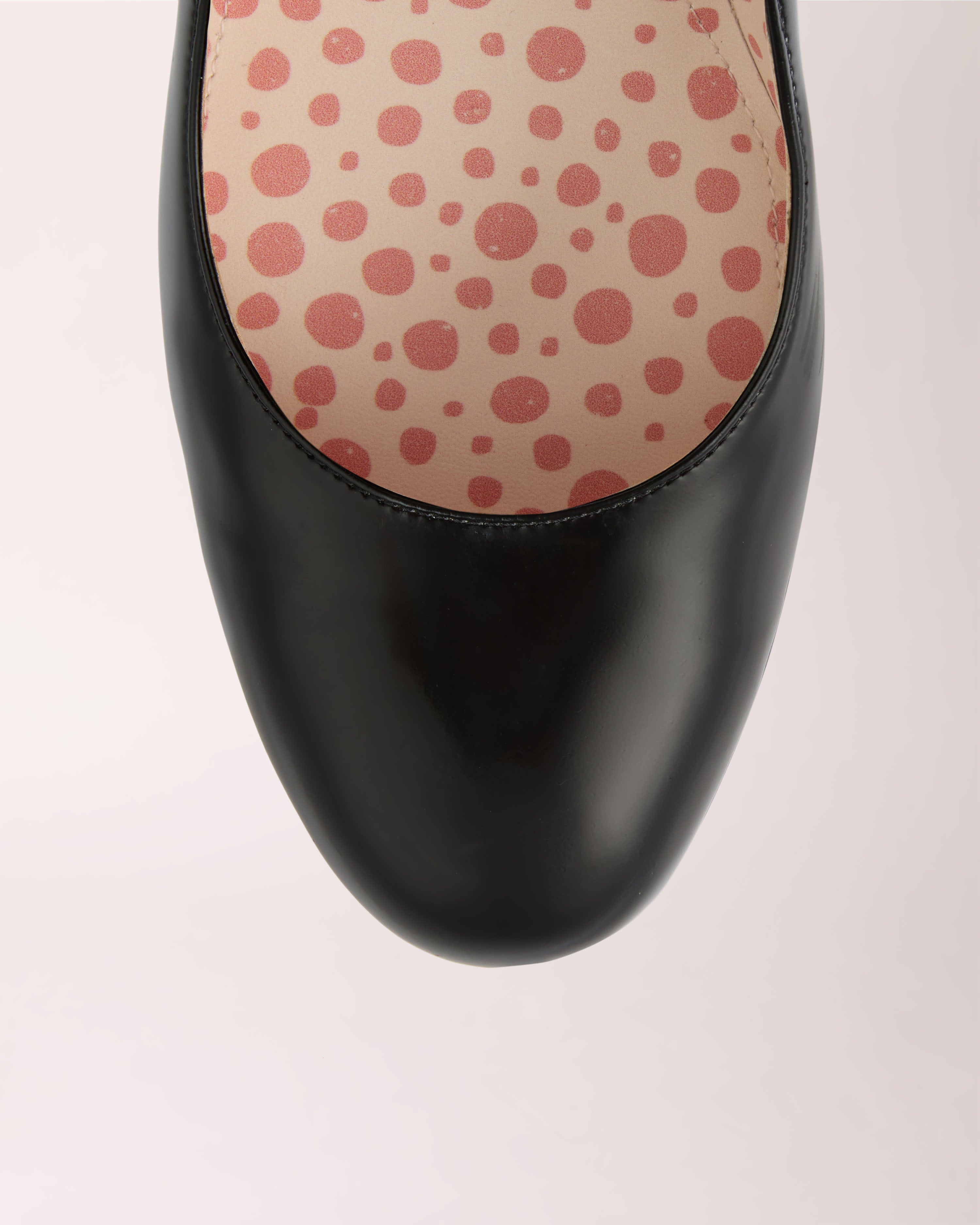Classic Cheeletto Pump | Matte | Black