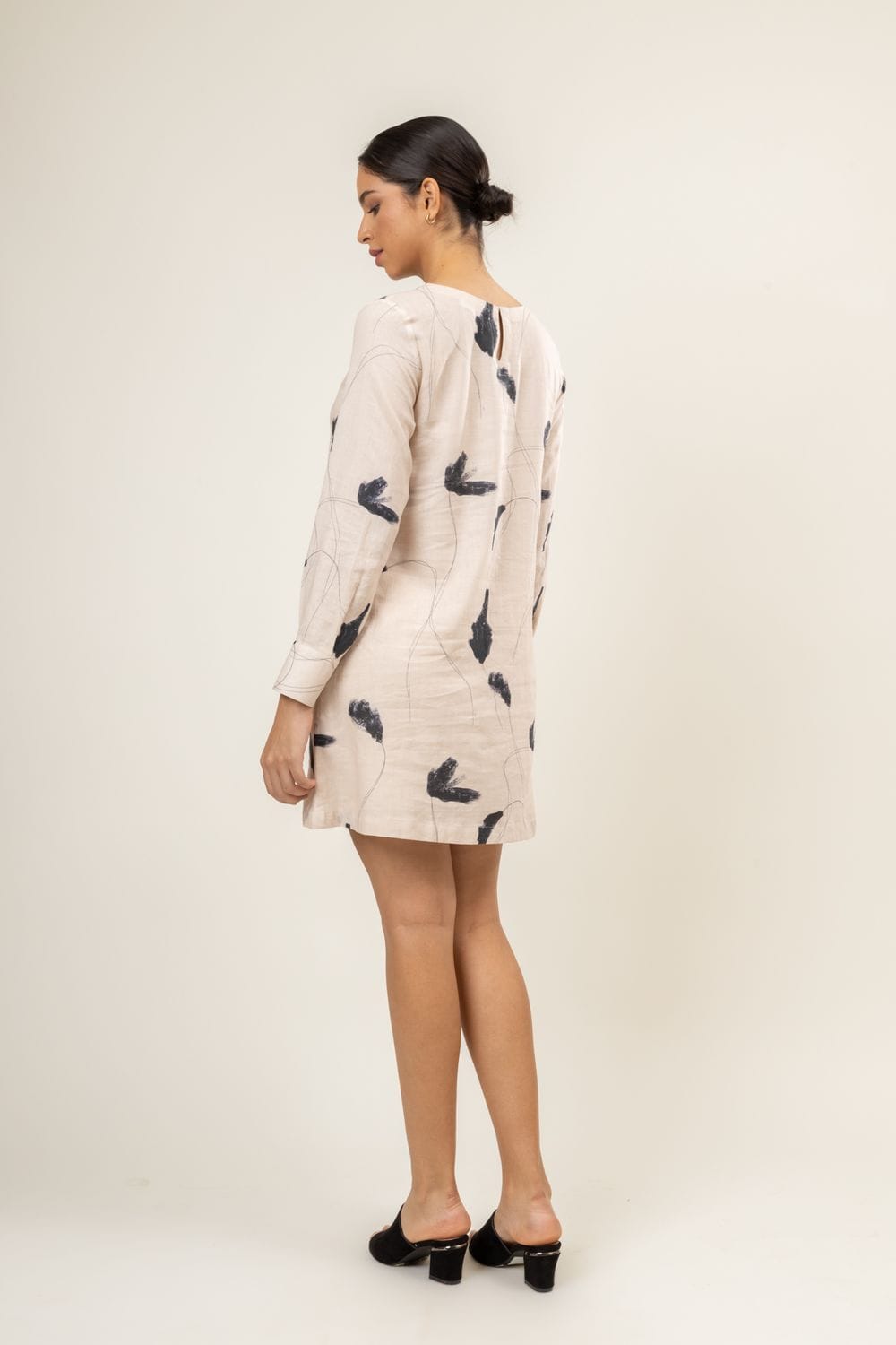 Doodlage Carrie printed dress with colorful floral pattern, lightweight fabric, and short sleeves, perfect for casual wear.