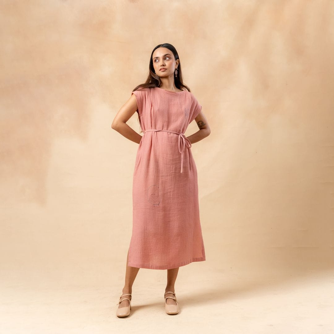 Doodlage Erna organic cotton dress with waist belt, showcasing a flowy, natural-fiber dress with a tied waist detail.