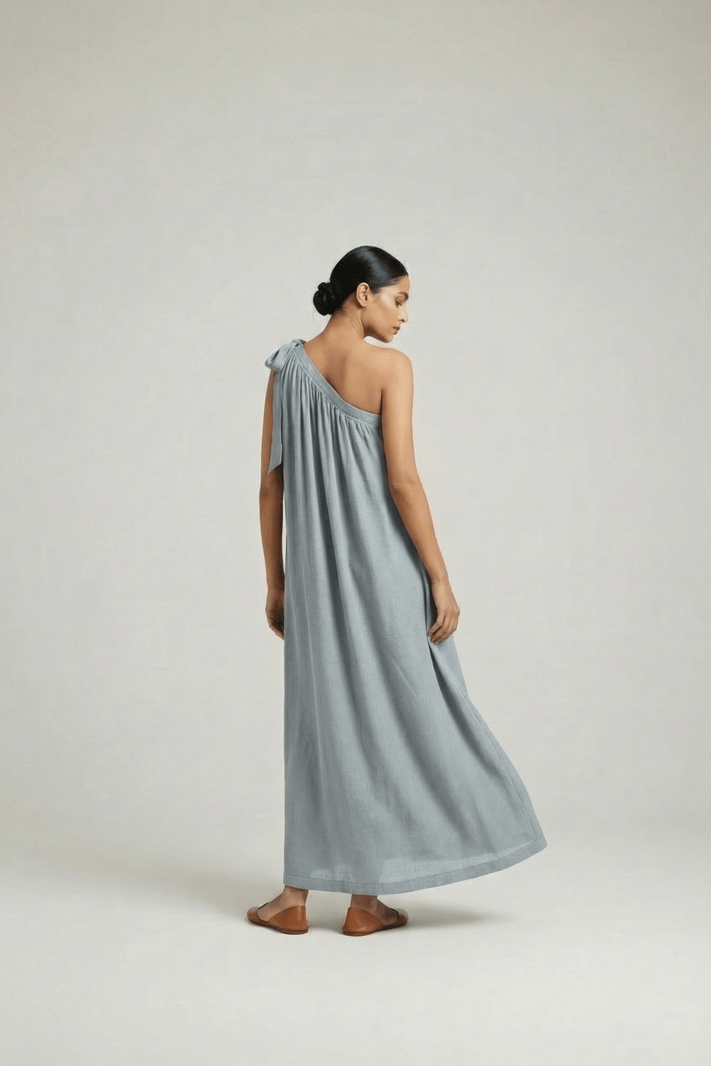 Doodlage Daryl grey dress with a relaxed fit, featuring a stylish design and comfortable fabric, suitable for casual wear.