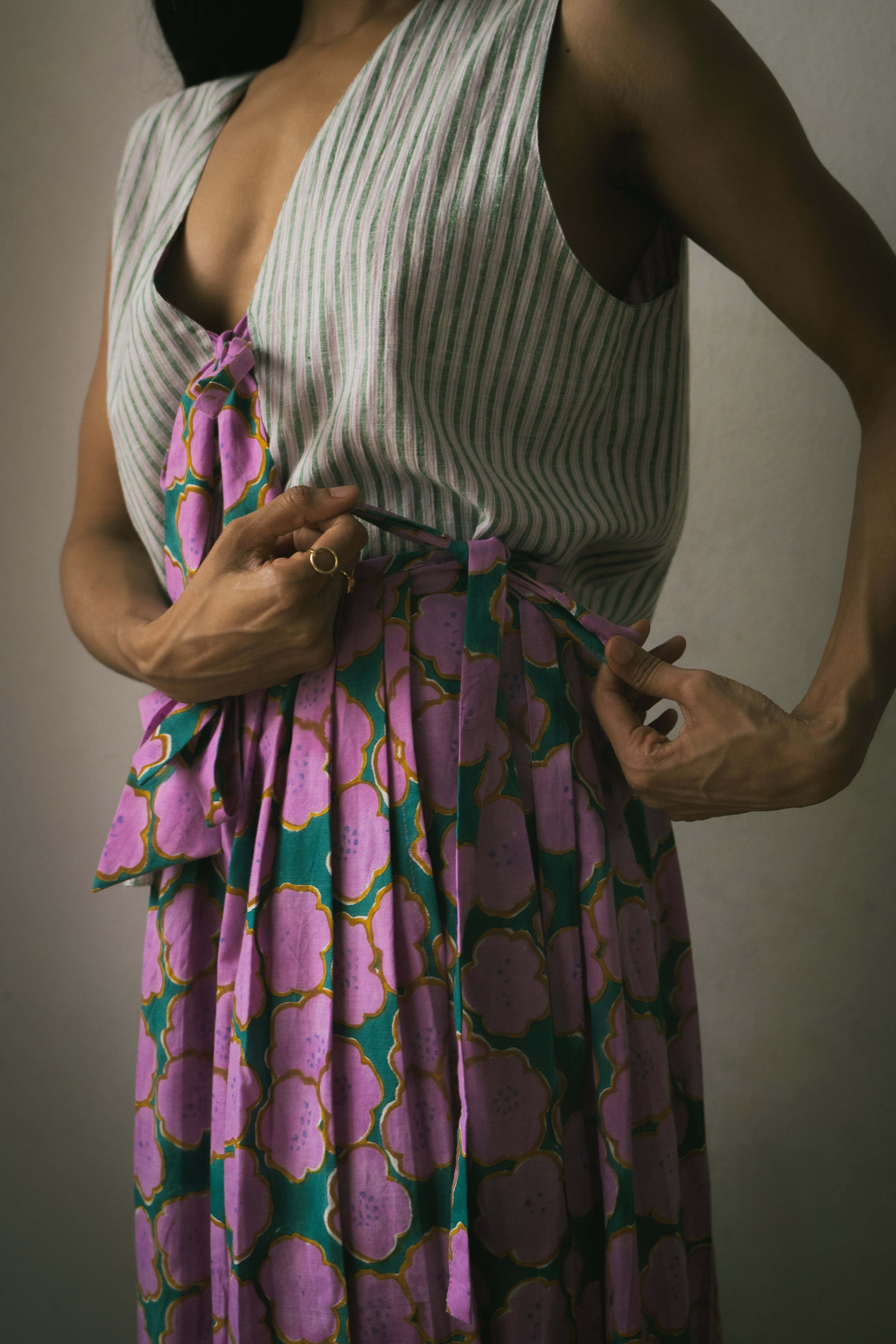 Deeta Clover skirt set featuring a stylish skirt with a floral pattern, perfect for casual or dressy occasions.