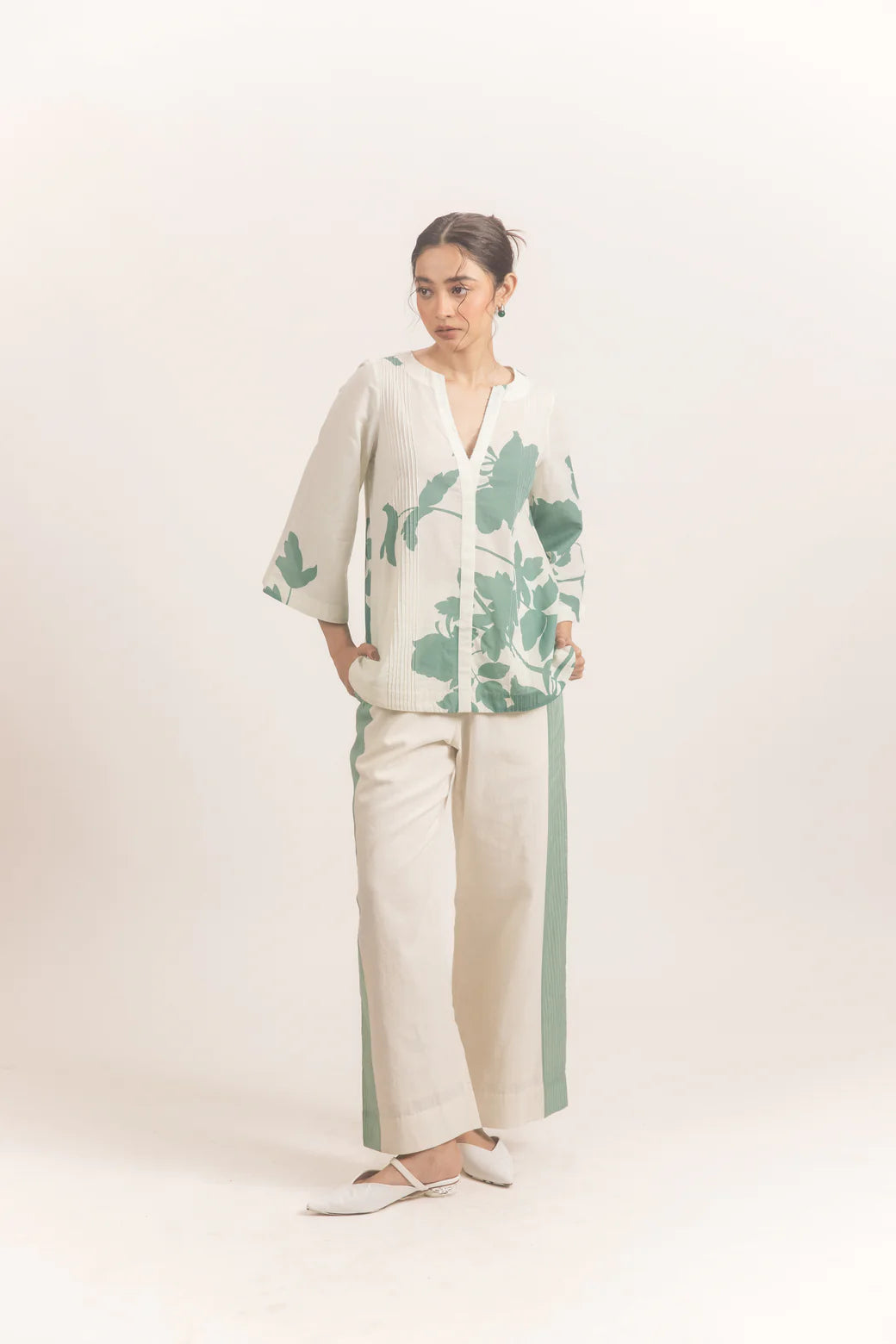 White with blue stripe pant