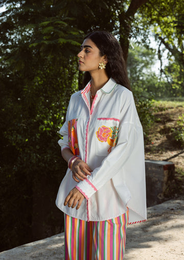 The Raw India Jaigarh Shirt River Crane in tops, featuring a colorful crane design on lightweight fabric.