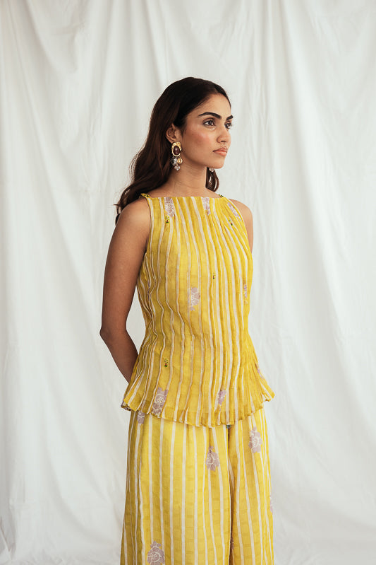 Dhoop Pleated Top