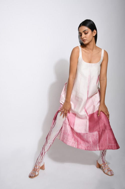 Dreamy canvas long top by Theloomart, featuring a relaxed fit and stylish design, shown on a model in a casual setting.