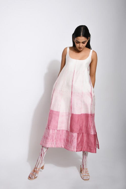 Dreamy canvas long top from Theloomart, featuring a relaxed fit, soft fabric, and stylish design in a versatile long silhouette.
