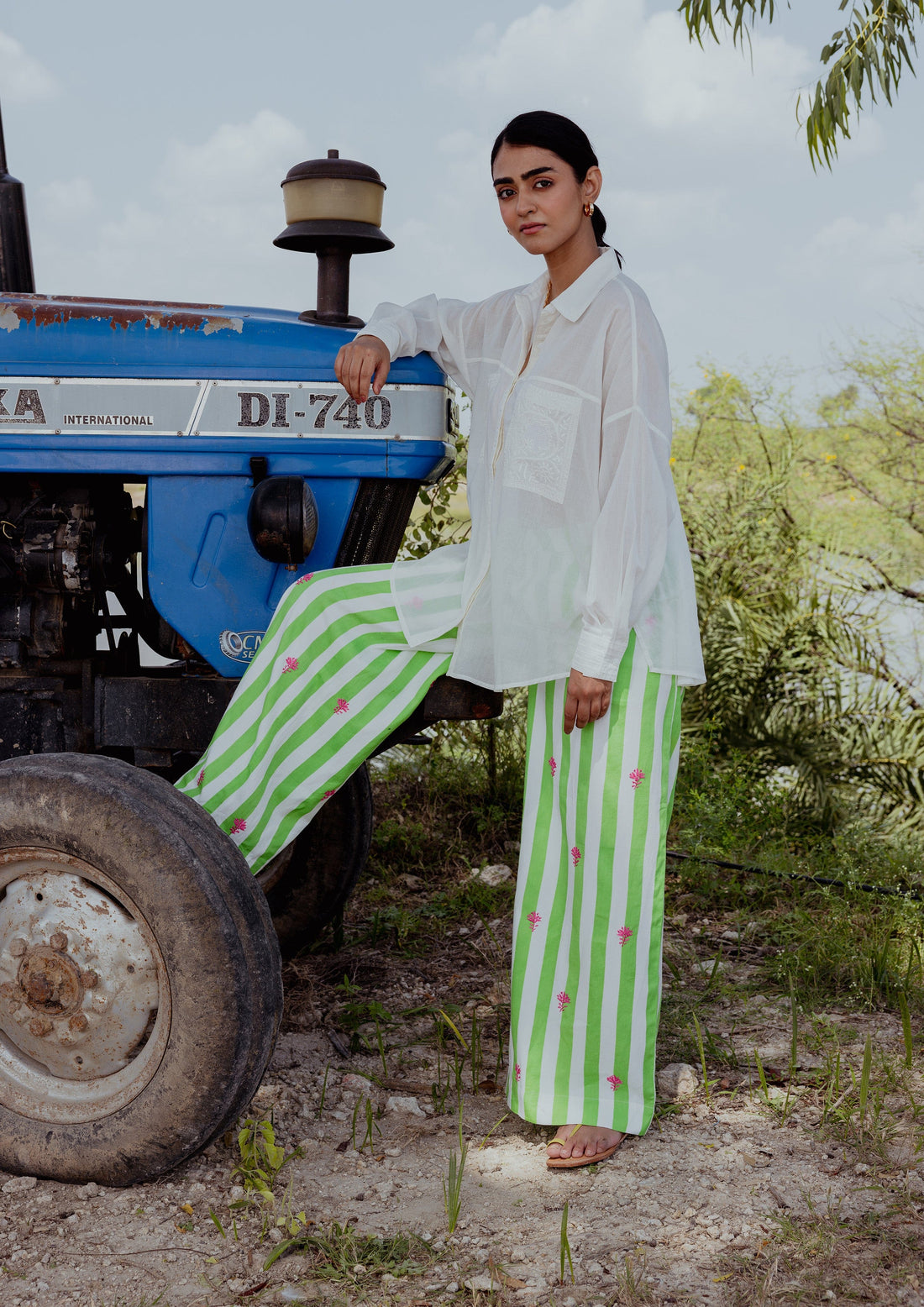 Lucknow Pants with Stripe Chikankari embroidery, traditional Indian bottoms by The Raw India, showing intricate hand-stitched design.