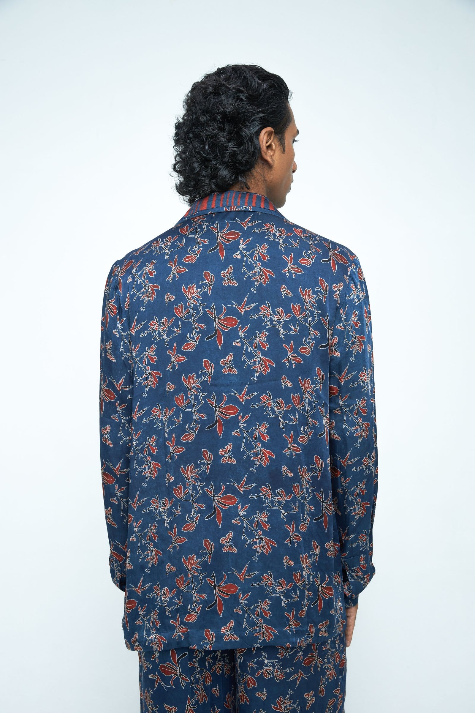 Back view of Anushe Pirani Eden shirt, stylish casual shirt with detailed stitching and comfortable fit.