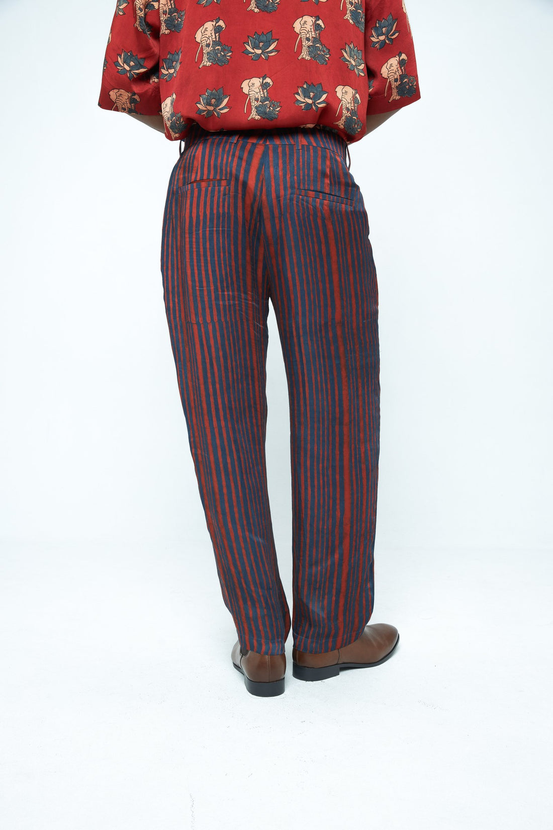 Rustic tapered pants