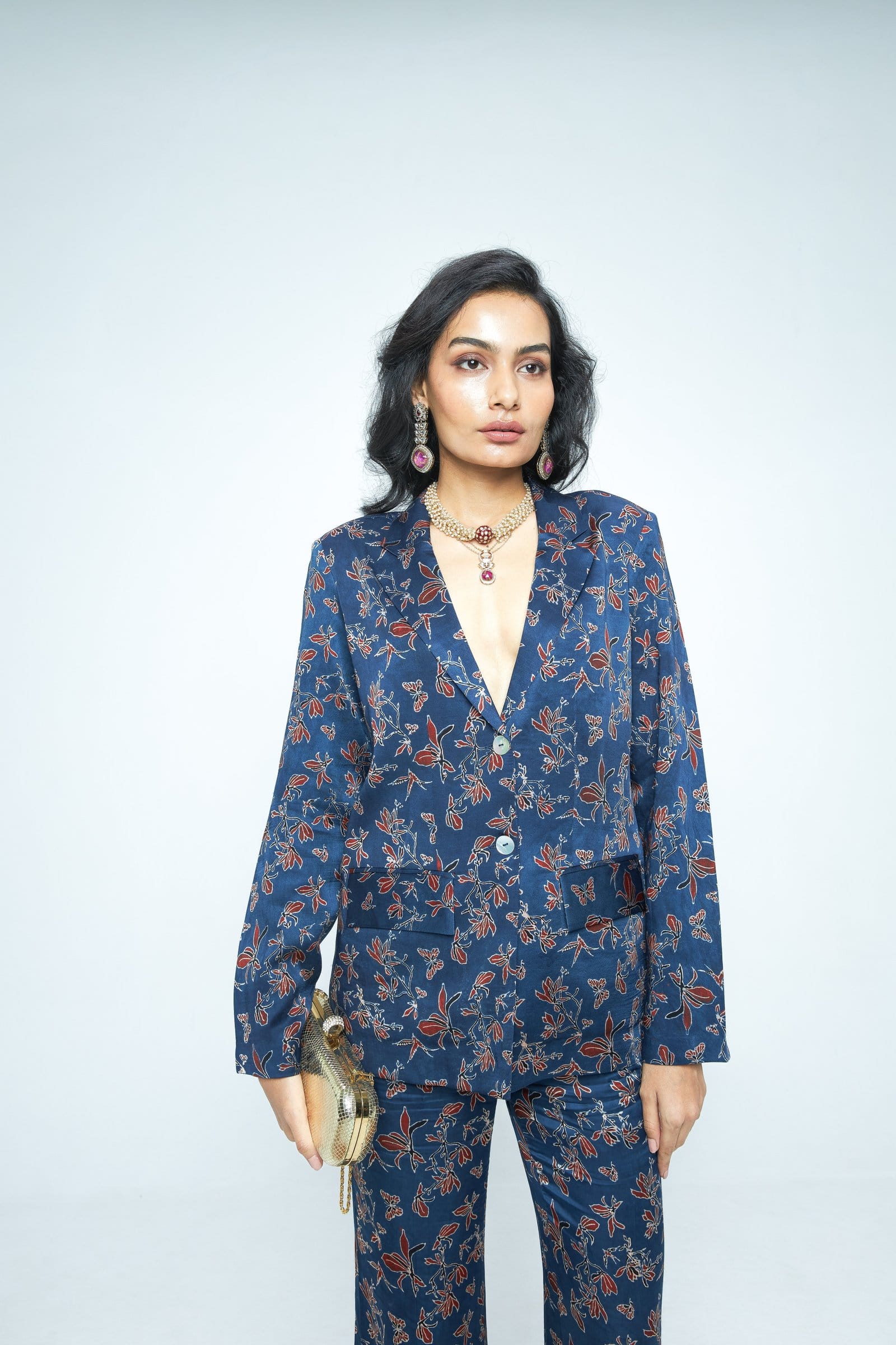 Front view of Anushe Pirani Paradise blazer in stylish fabric, showcasing the tailored fit and elegant design.
