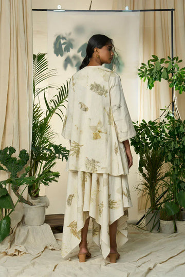 Live leafy kurta-skirt set from Alternative, featuring a vibrant green leafy pattern in a coordinated ethnic ensemble.