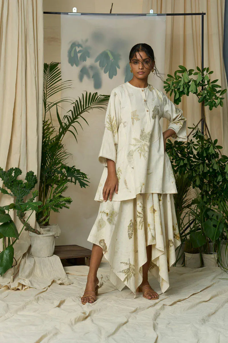 Alternative live leafy kurta and skirt set, a vibrant coordinated ethnic wear ensemble with leafy print design.