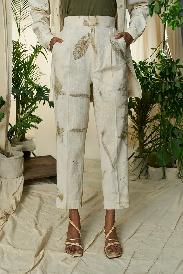 Alternative live leafy overlay set in matching coordinate style, featuring vibrant green leafy patterns and layered fabric.