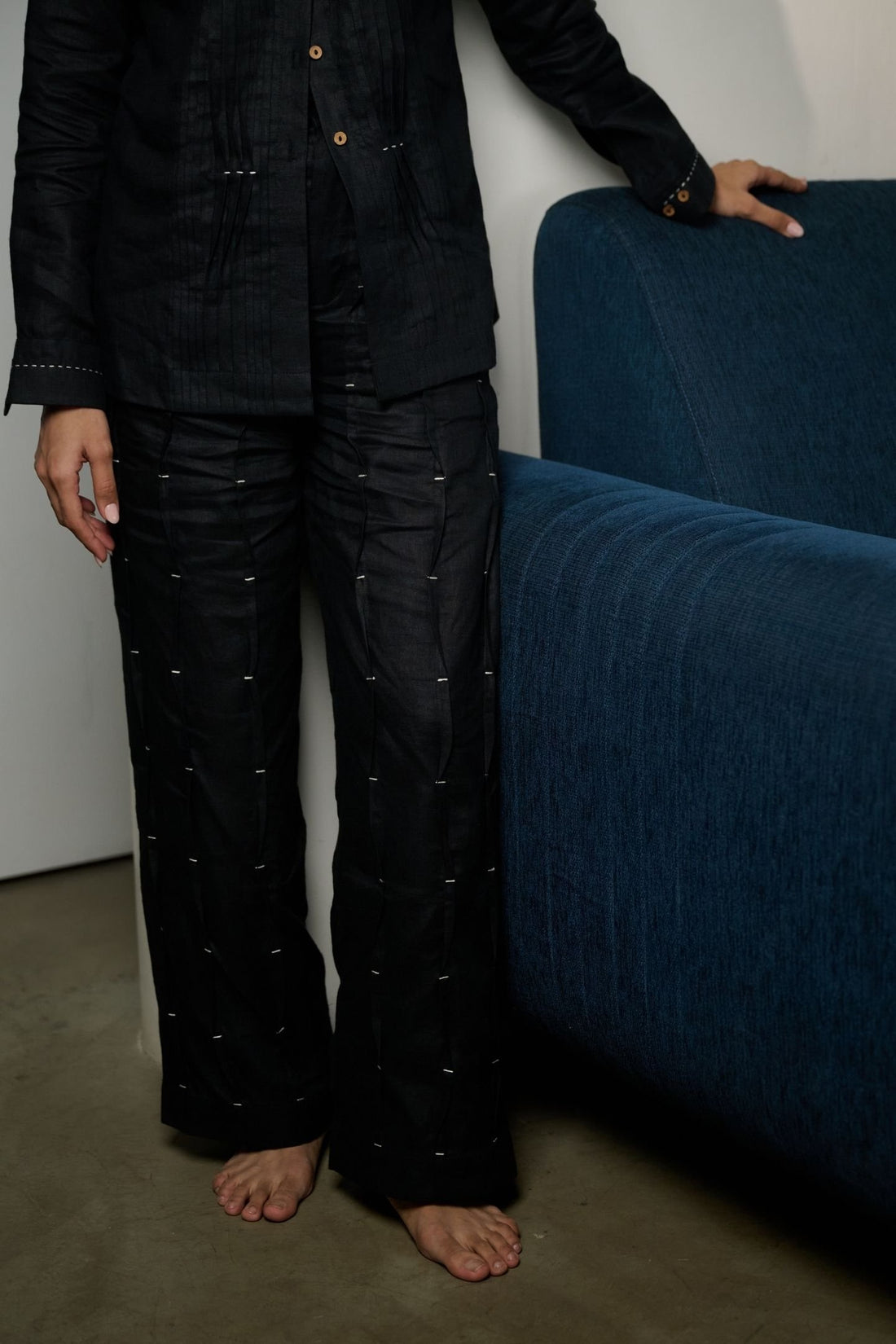 Ebony pleated pants