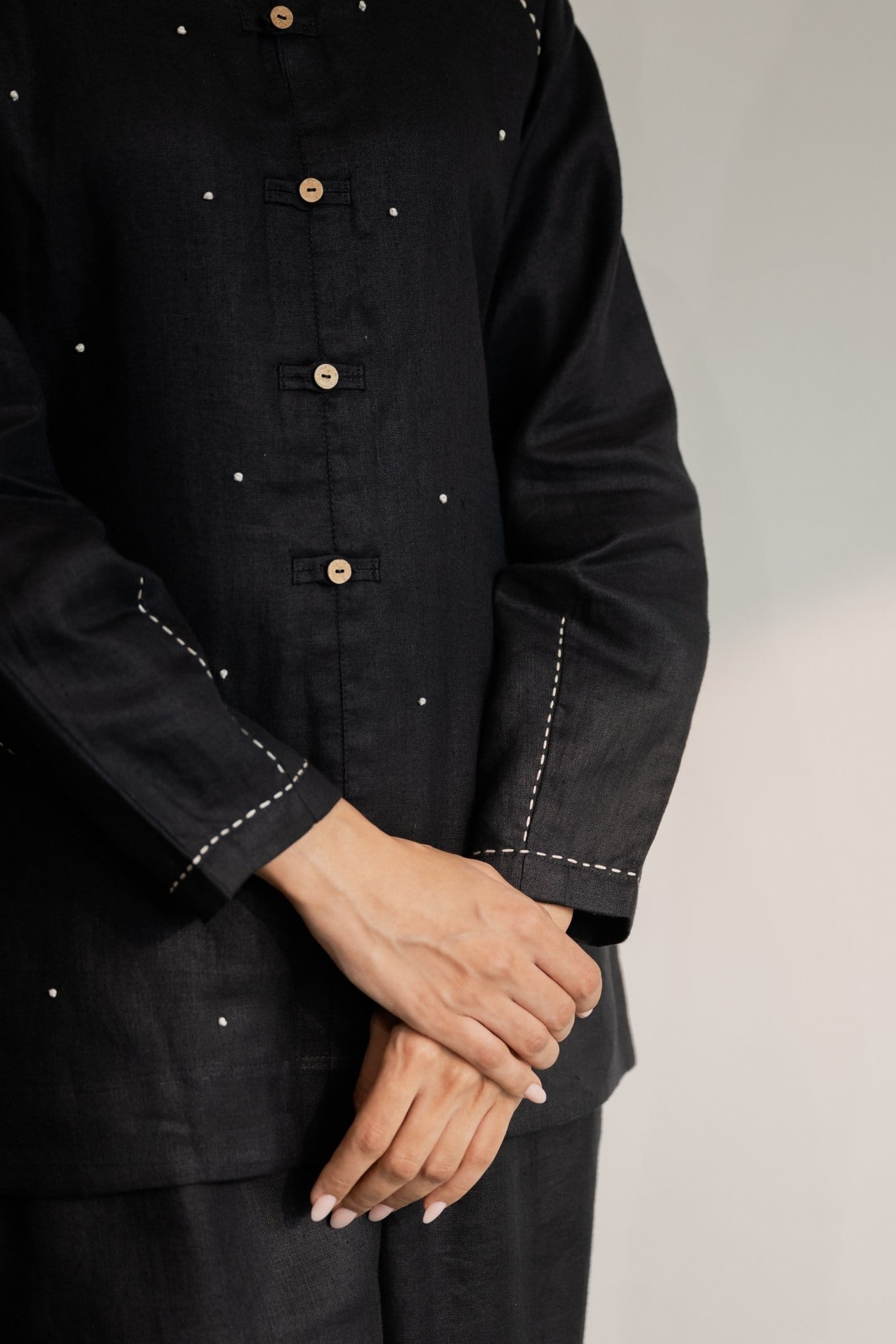 Ebony black hemp short kurta from Alternative, stylish casual top with a relaxed fit and short sleeves, ideal for everyday wear.