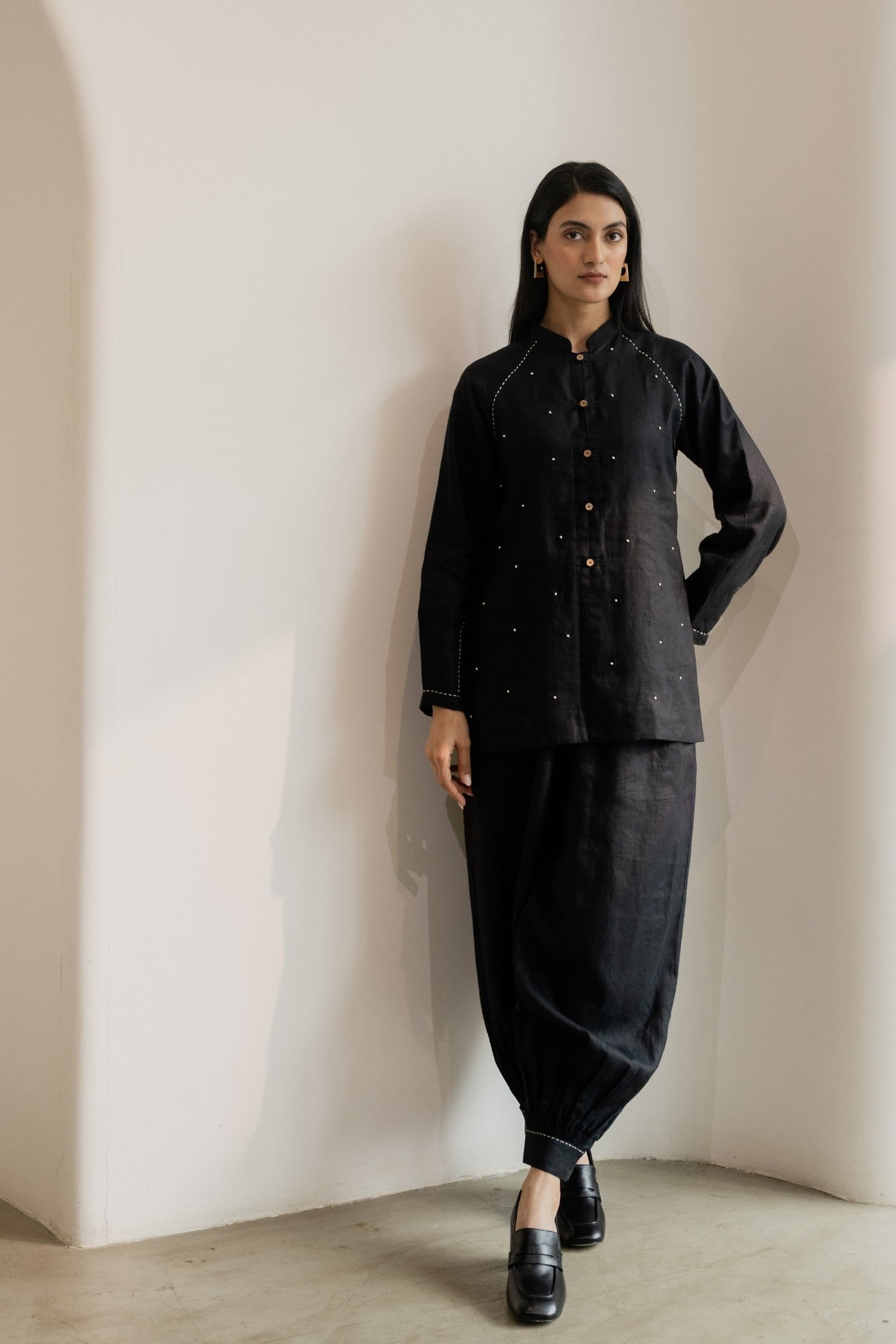 Ebony black hemp short kurta from Alternative, casual tops with a relaxed fit and simple design, suitable for everyday wear.