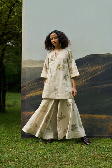 Alternative live leafy kurta, a stylish top featuring a vibrant leafy pattern, perfect for casual or semi-formal wear.