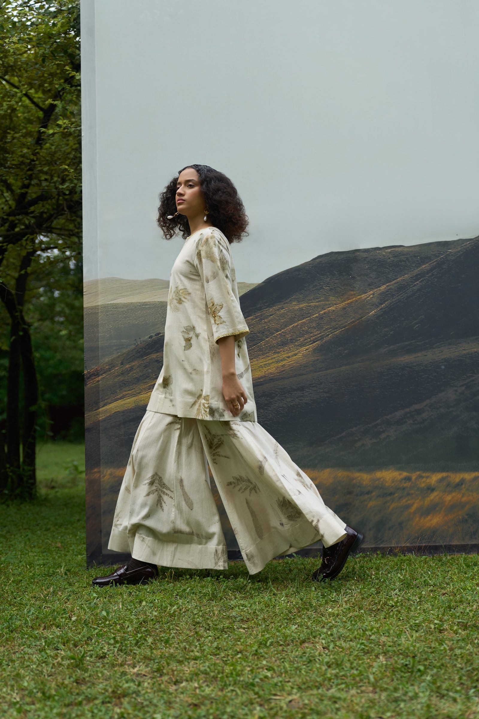 Alternative Live leafy kurta, a stylish top with vibrant leafy pattern, showcasing intricate design and comfortable fit.
