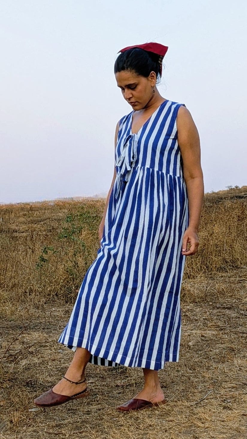 Deeta Kylo dress featuring a stylish design, flowing fabric, and a flattering fit, perfect for casual or semi-formal occasions.